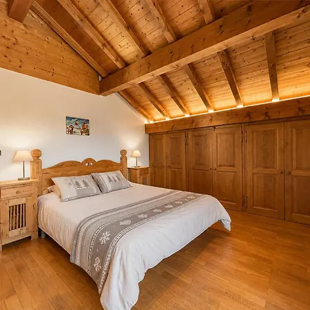Chalet Familial A Flumet, 8 Pers, Balcons Et Jardin Flumet