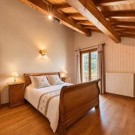 Chalet Familial A Flumet, 8 Pers, Balcons Et Jardin Flumet