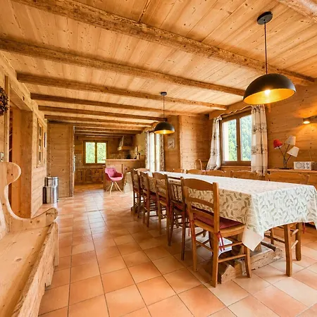 Chalet Familial A Flumet, 8 Pers, Balcons Et Jardin *